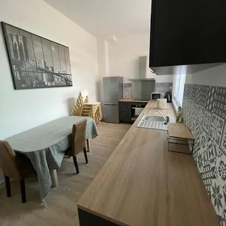 La Leonce, Superbe Appartement Plein Centre Armentieres Exterior photo